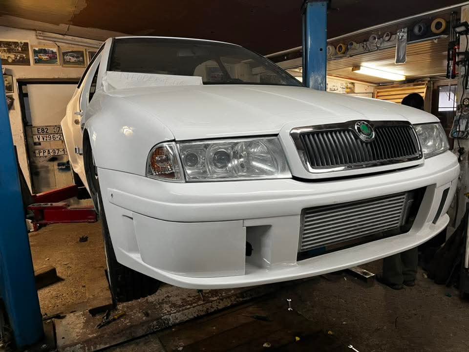 instalace-olejoveho-chladiče-pro-skoda-octavia-rs-1-8t