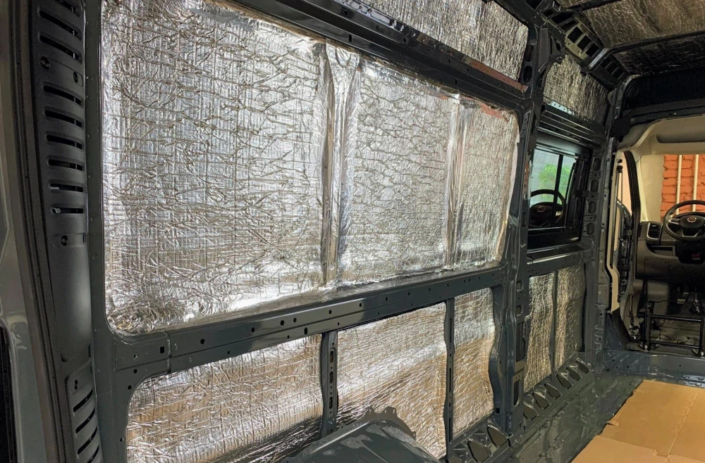 Tepelná a akustická izolace pro auta a karavany 5metrů, 100cm, síla 20mm