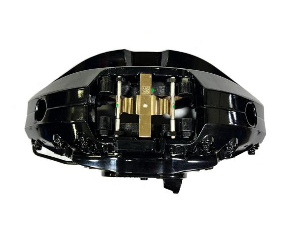 Přední 4-pístové brzdové třmeny Brembo BMW E23 / E28 / E32 / E34 / E38 / E39 / E60 / E61 / E63 / E64 pro kotouče 395x36mm (černé 34106897365 / 34106897366)
