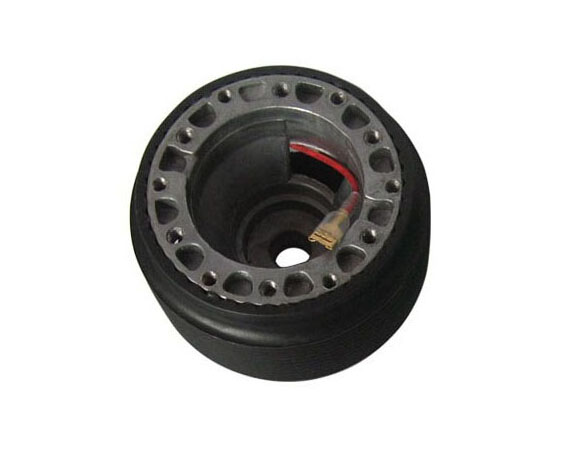 Nába na volant Hub Sports Daihatsu Charade 1.0 (94-95) / Charmant 1.6 (82-85) / Feroza (91-93)
