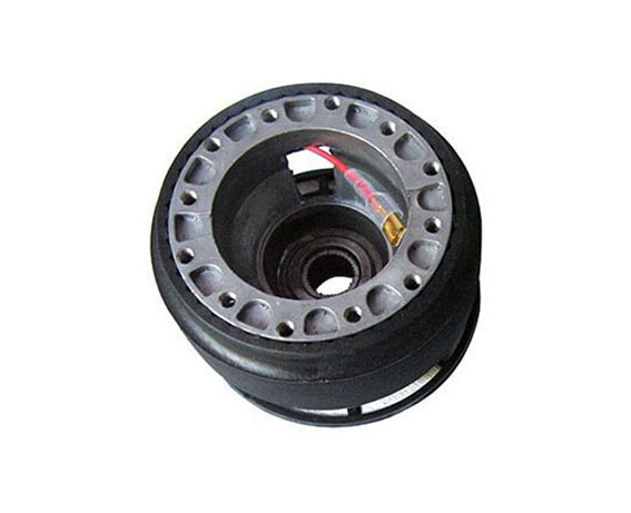 Nába na volant Hub Sports Mitsubishi Galant E50-E80 včetně VR-4 E84 (92-96) / FTO DE2/3 (94-97) / Diamante (95-05)
