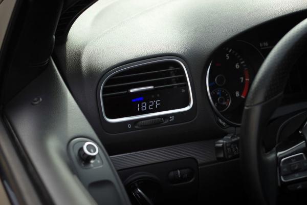 Přídavný budík P3 Gauges do ventilace pro VW Golf 6 R (10-13) - multi V3 OBD2