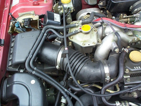 Sportovní kit sání Pipercross na Subaru Impreza GC 2.0 Turbo válcovita váhá vzduchu (09/99-12/00)