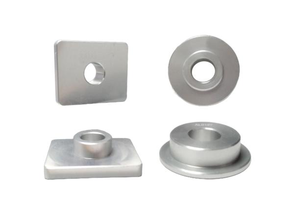 Pevné uložení řazení pouzder lanovodů Škoda, VW, Audi, Seat platforma Mk4-Mk6 - řadící lanka 1J0711761B