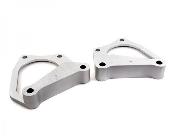 Adaptéry ProRacing pro zadní brzdové třmeny Q7 / Touareg / Cayenne - Audi, Seat, Škoda, VW platforma Mk5/6 (5x112) + kotouče (310 x 22mm)
