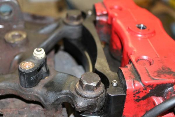 Adaptéry ProRacing pro přední brzdové třmeny Brembo Porsche 996 / Boxster S / Cayman S - BMW E46 M3 + kotouče E46 M3 (325 x 28mm)