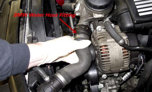 Adaptér pro připojení chladící hadice BMW E90 / E91 / E92 E93 / 335i/ix N54 (06-10) - 11537541992, 11537544638