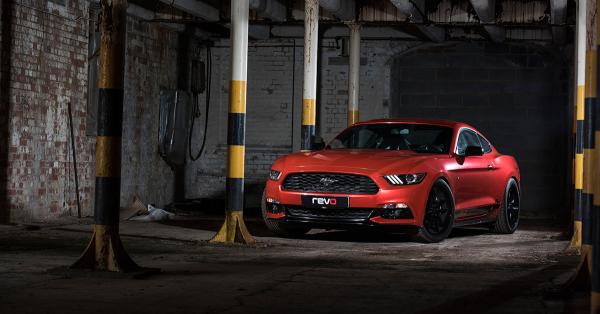 Úprava řídící jedntoky REVO Technik Stage 1 pro Ford Mustang 2.3T EcoBoost (15-)