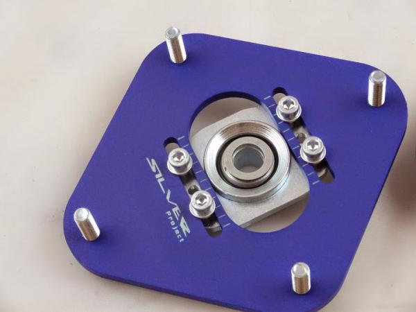 Přední horní uložení tlumičů (Pillowball Top Mounts) Silver Project Toyota Corolla AE82 E8B/FX16/GT (83-87)