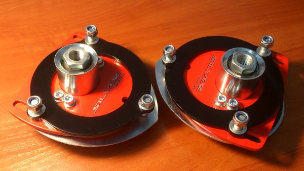 Přední horní uložení tlumičů (Pillowball Top Mounts) Silver Project VW Polo 9N / VW Fox 5Z1/5Z3