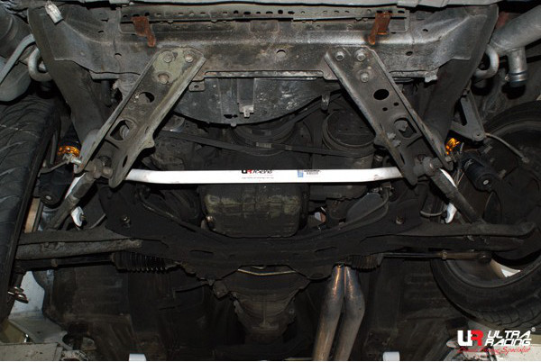 Přední stabilizátor Ultra Racing na Nissan 200SX S13 (89-94) - 27mm