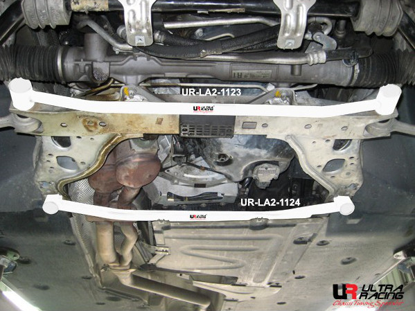 Rozpěrná tyč Ultra Racing BMW E87 1-Series 120i/130i (04-11) - přední spodní (zadní)