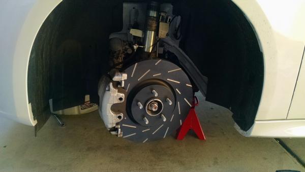 Přední brzdové kotouče EBC USR na Honda Civic FK 1.4 Sport (12-)