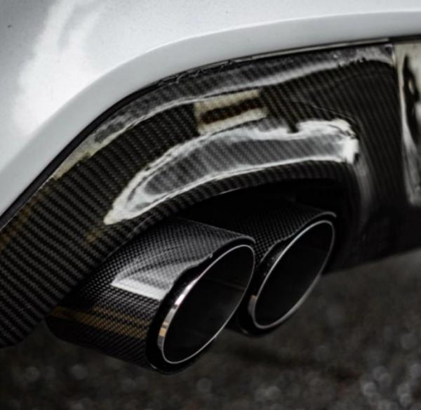 Koncovka výfuku Jap Parts karbonová - kulatá zkosená duální průměr 2x 89mm - montážní průměr 63,5mm