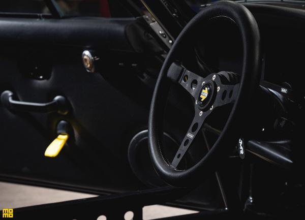 Volant Momo Prototipo 350mm - černý/černý - kůže