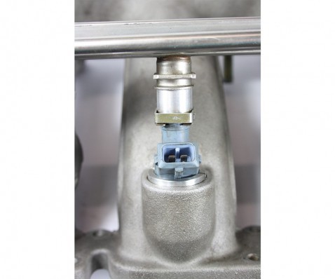 Adaptéry s hliníkovými vložkami na vstřikovače ProRacing na motory VAG 1.8T (small port heads)