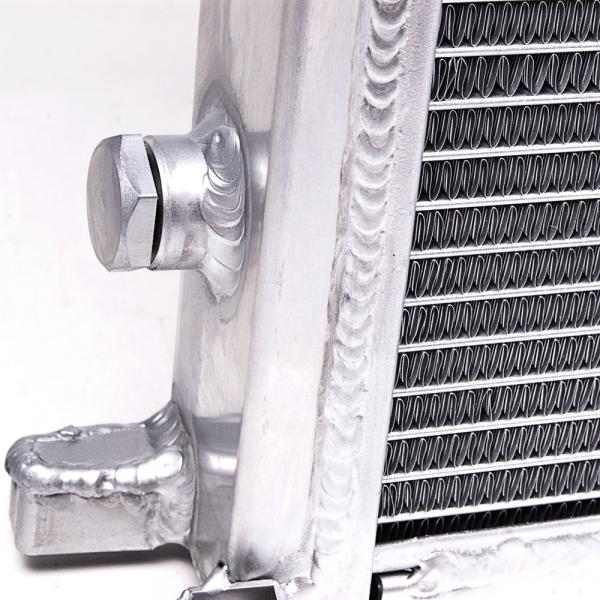 Hlinikový závodní chladič Jap Parts BMW E36 320i/323i/325i/328i včetně M3 (92-00)