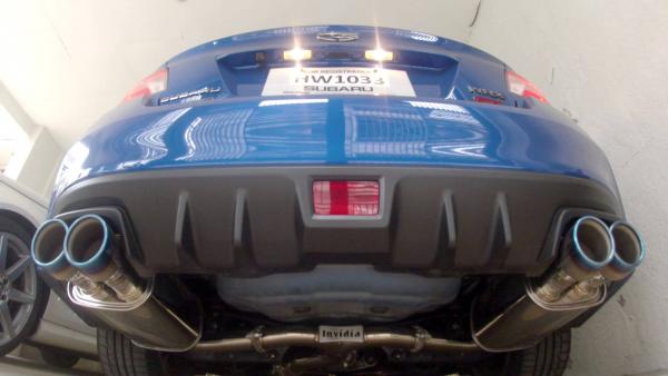 Catback výfuk Invidia typ Q300 pro Subaru Impreza VA WRX/STi (14-16) - homologace (titan look koncovky)