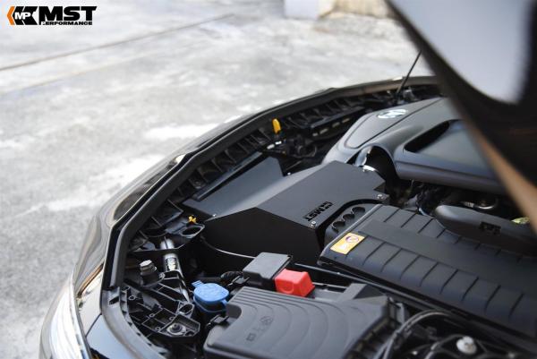 Sportovní kit sání MST Mercedes GLA X156 GLA250 2.0T M270 (12-)