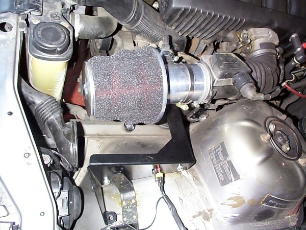 Sportovní kit sání Pipercross na BMW E36 328i (01/95-10/99)