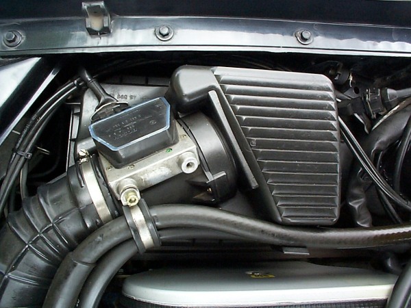 Sportovní kit sání Pipercross na Opel Vectra A 2.0 16V Turbo 4x4 (06/92-11/94)