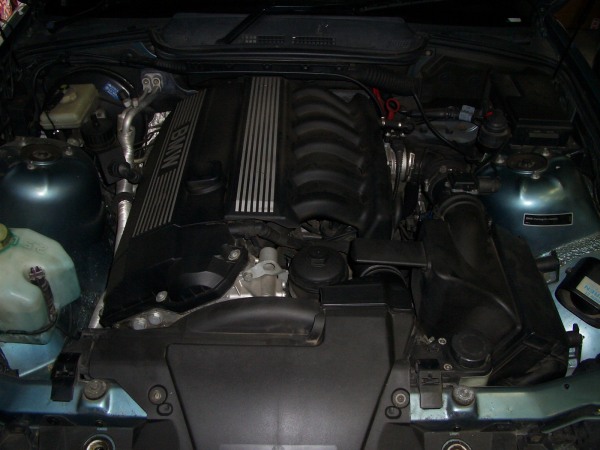 Sportovní kit sání Pipercross na BMW E36 323i (03/95-10/99)