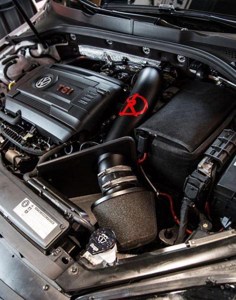 Sportovní kit sání Pipercross na Audi Q3 F3 2.0 TFSi EA888 Gen 3 MQB (18-)