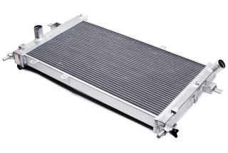 Hlinikový závodní chladič Jap Parts Opel Zafira 2.0 Turbo GSi/SRi Z20LET (99-05)