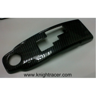 Karbonový kryt kolem řazení do interiéru Knight Racer Nissan GT-R R35
