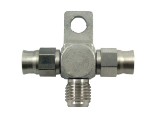 Téčko s výstupy 2x PTFE hadice D-03 (AN3) + 1x samec 1/8"-BSP - nerezové (s držákem)