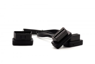 Rozdvojka OBD2 zásuvky P3 Gauges s nízkým profilem