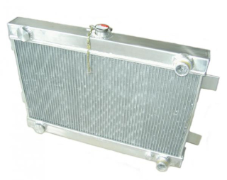 Celo hliníkový závodní chladič Jap Parts univerzální 30