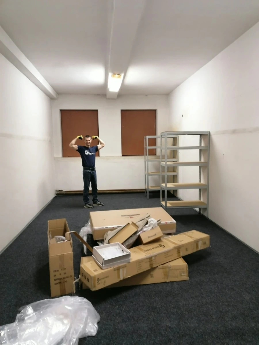 Sklad Gorace.cz stavění regálů, nové prostory stavíme pro zboží